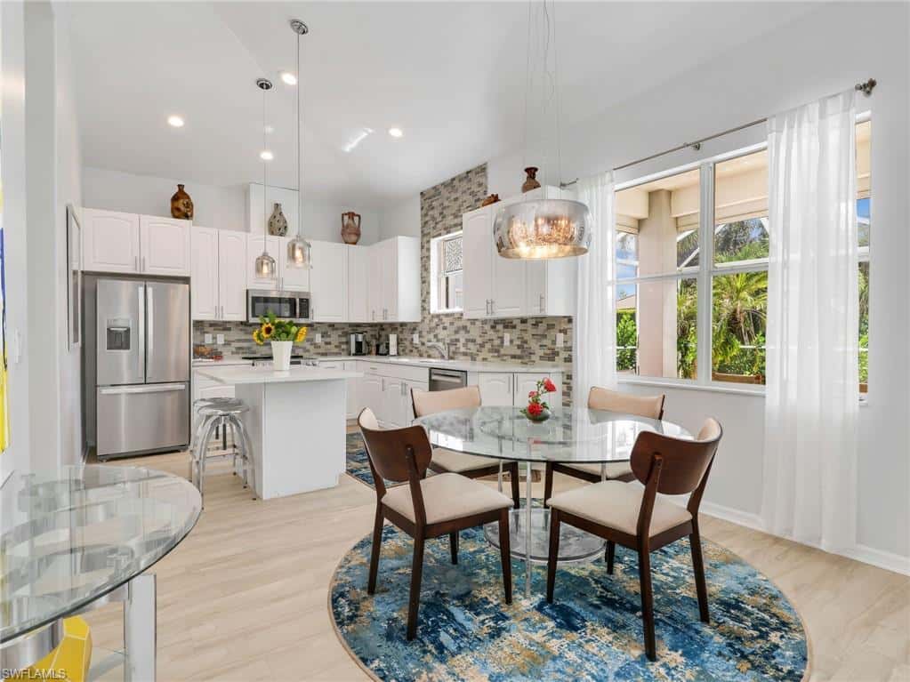 24921 Divot Dr, Bonita Springs, photo 6