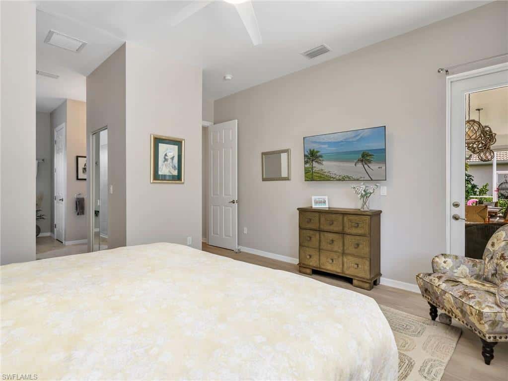24921 Divot Dr, Bonita Springs, photo 11