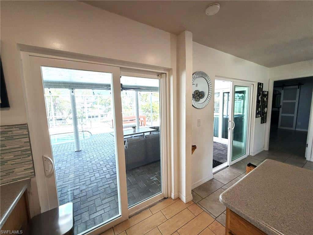 229 29th Ter, Cape Coral, photo 9