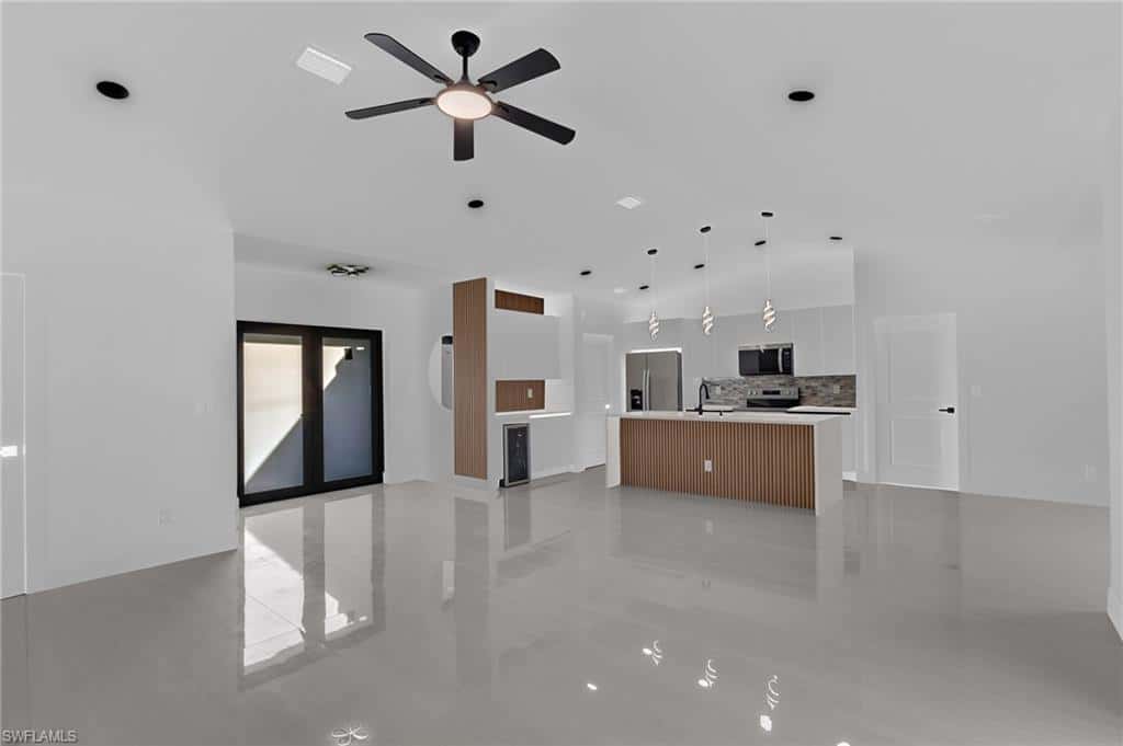 4042 10th Pl, Cape Coral, photo 9