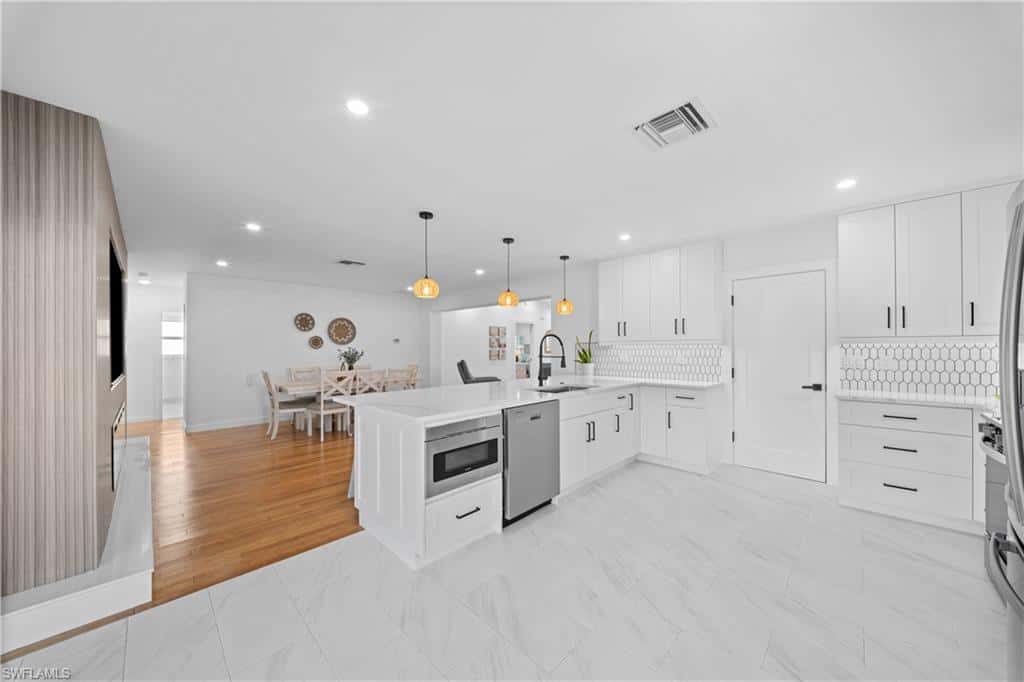 458 Quail Dr, Marco Island, photo 10