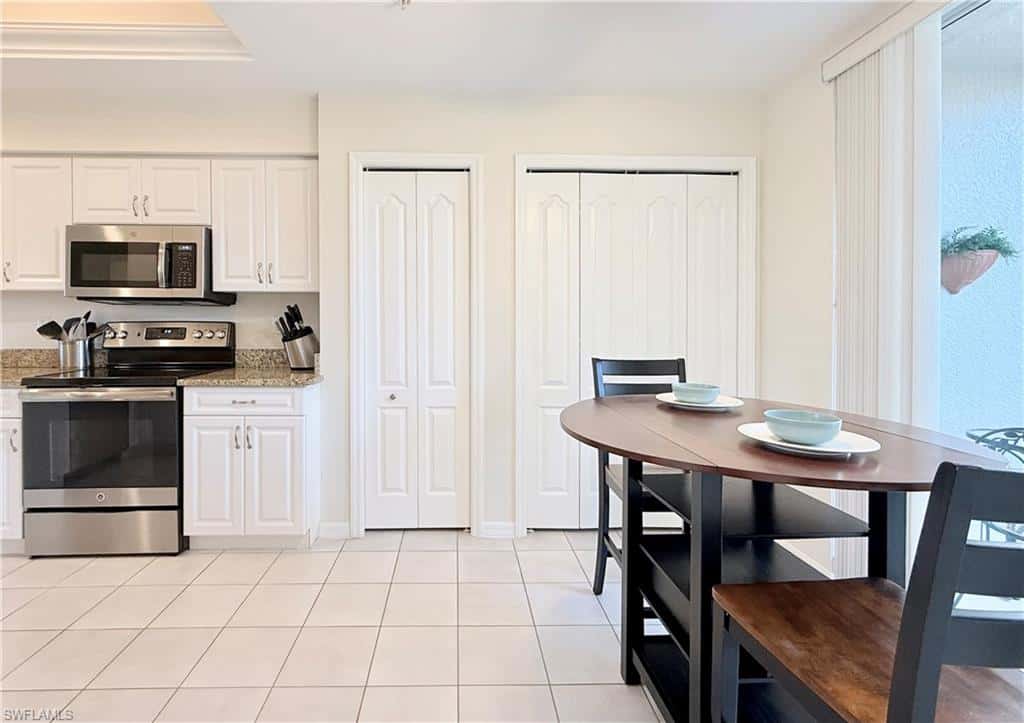 8605 Naples Heritage Dr #212, Naples, photo 4