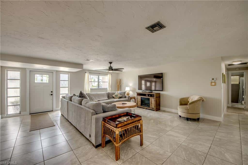 2277 Sapodilla Ln, St. James City, photo 13