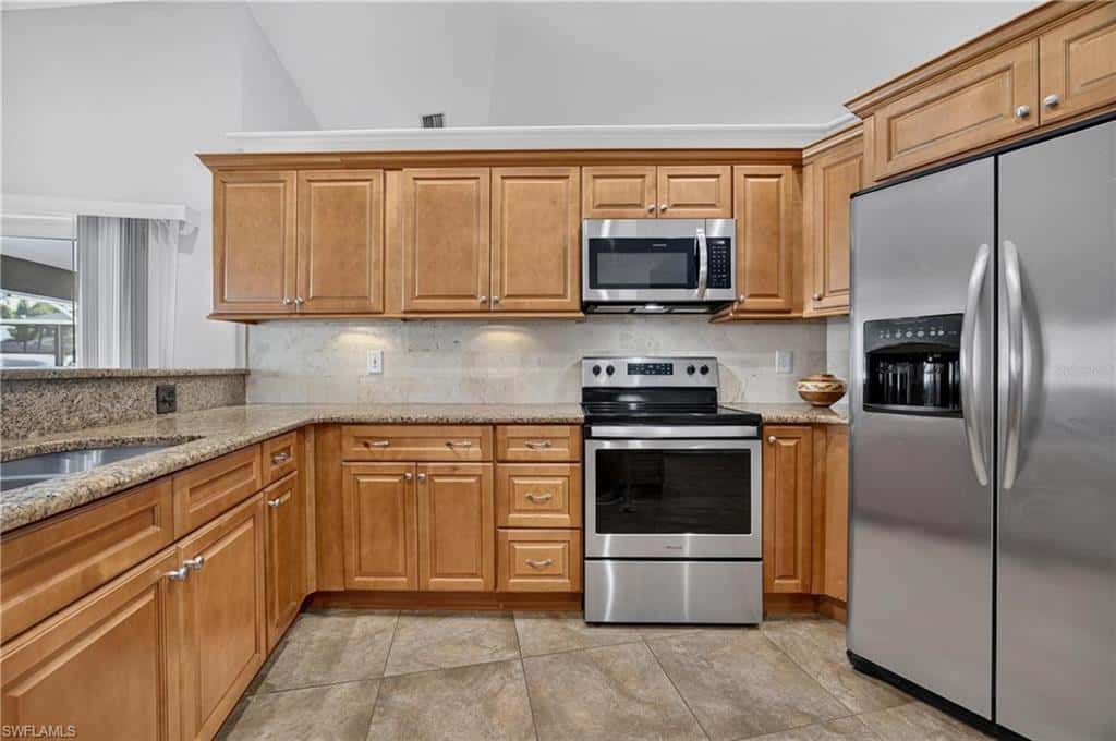 4933 Seville Ct, Cape Coral, photo 13