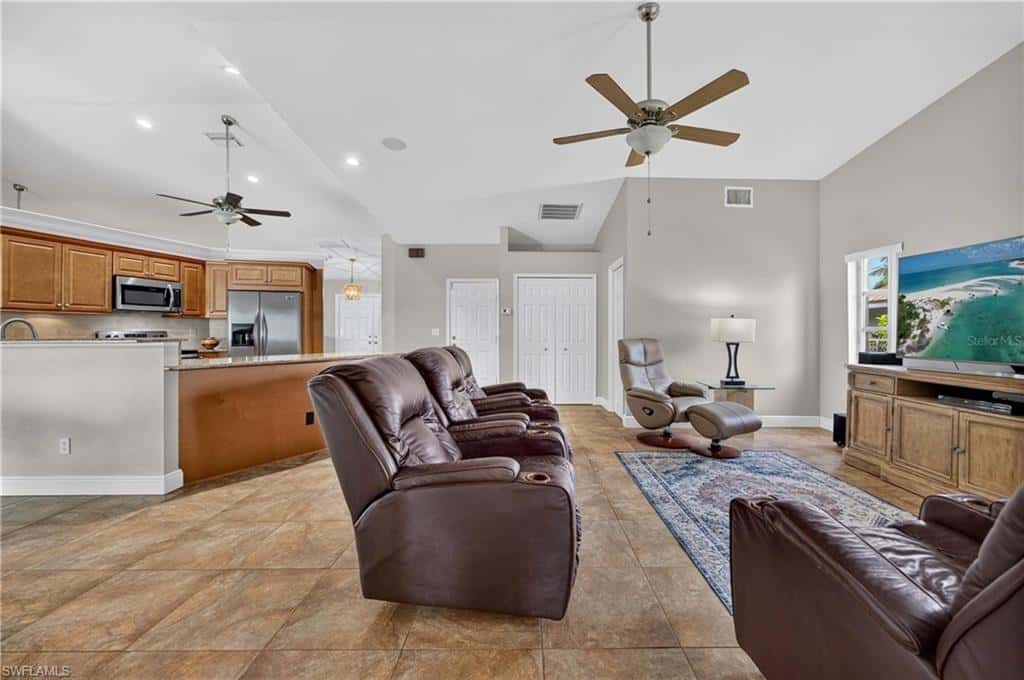 4933 Seville Ct, Cape Coral, photo 16