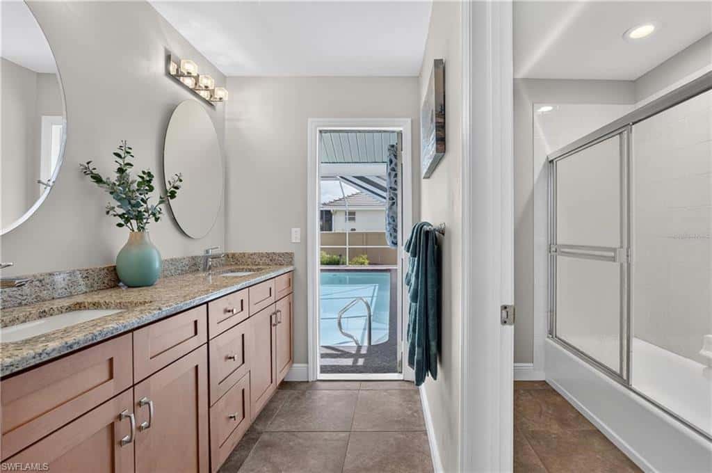 4933 Seville Ct, Cape Coral, photo 29