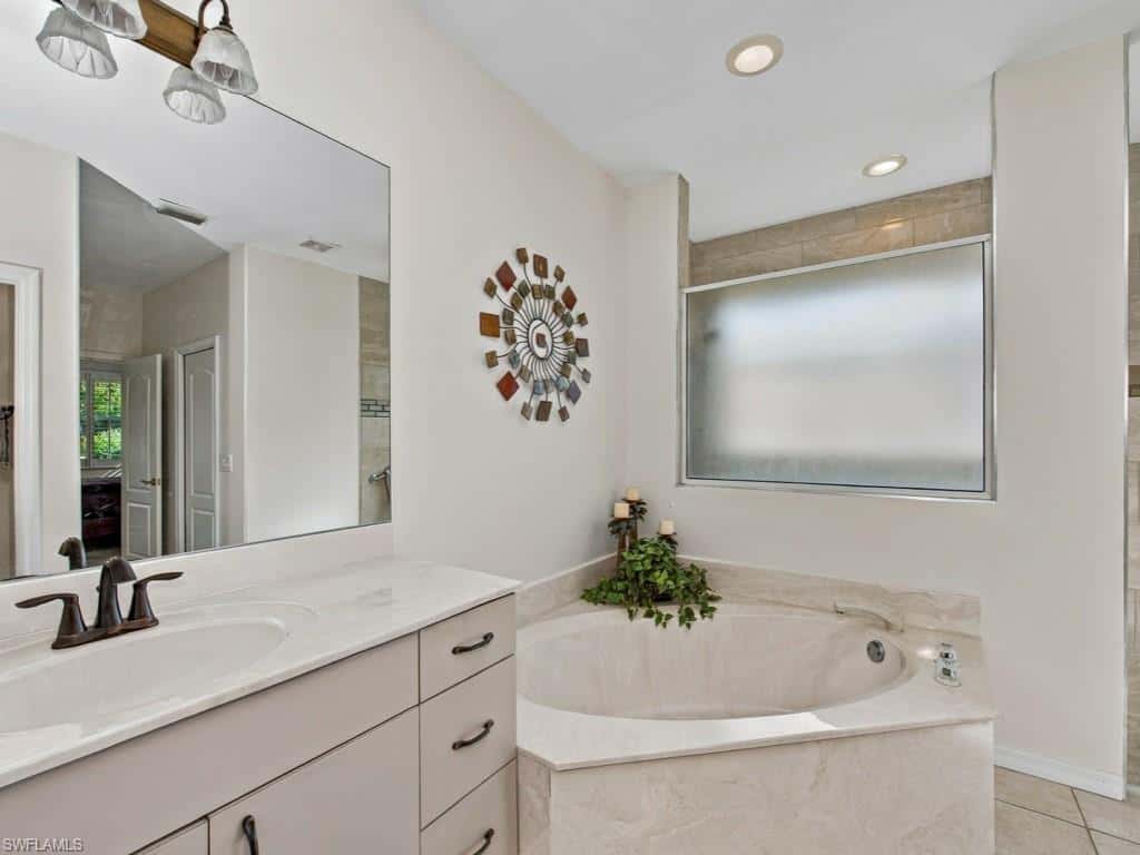 169 Muirfield Cir, Naples, photo 12