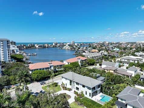 9100 Vanderbilt Dr, Naples, photo 45