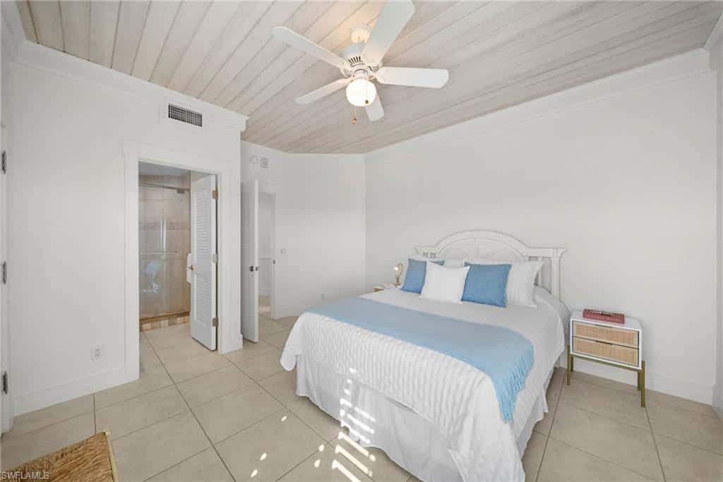 257 Barefoot Beach Blvd #404, Bonita Springs, photo 21