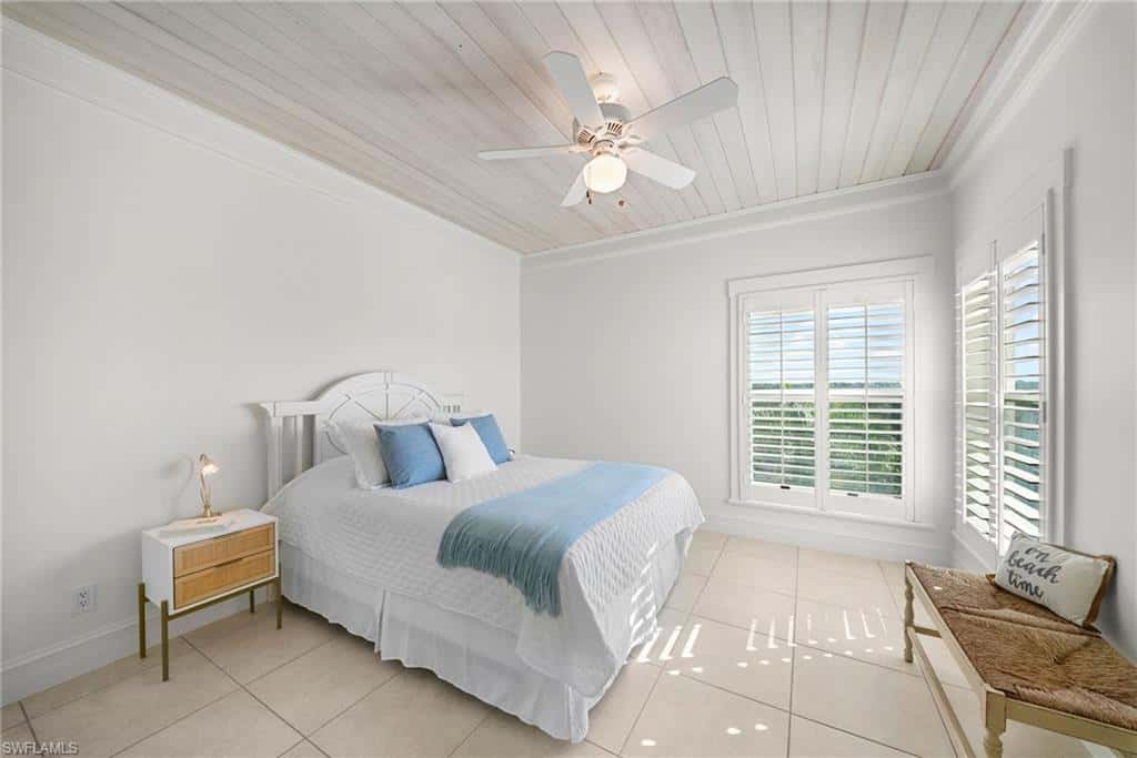 257 Barefoot Beach Blvd #404, Bonita Springs, photo 19