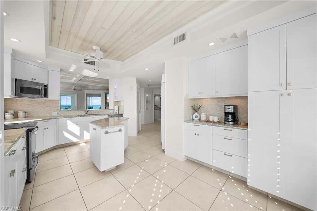 257 Barefoot Beach Blvd #404, Bonita Springs, photo 14