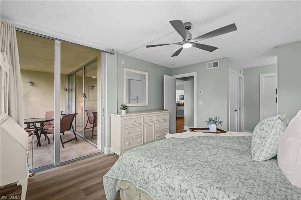 1084 Forest Lakes Dr #206, Naples, photo 13