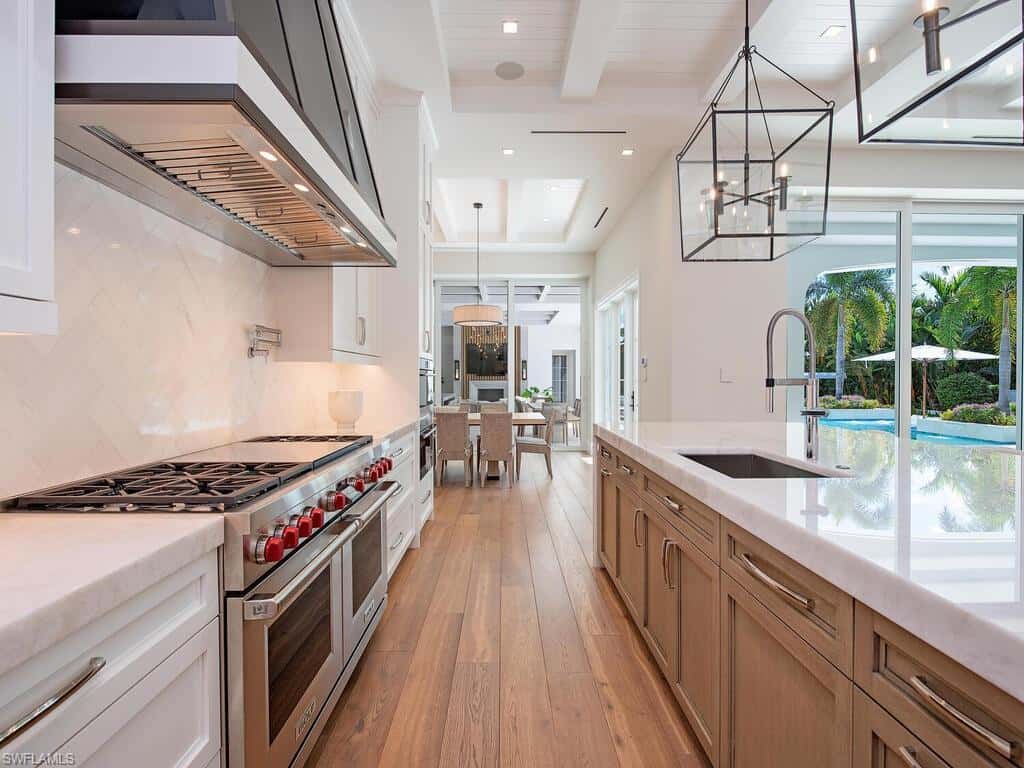 1675 Gordon Dr, Naples, photo 8