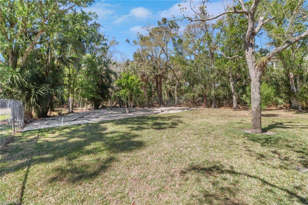 4764 Pembrooke Ln, Bonita Springs, photo 22