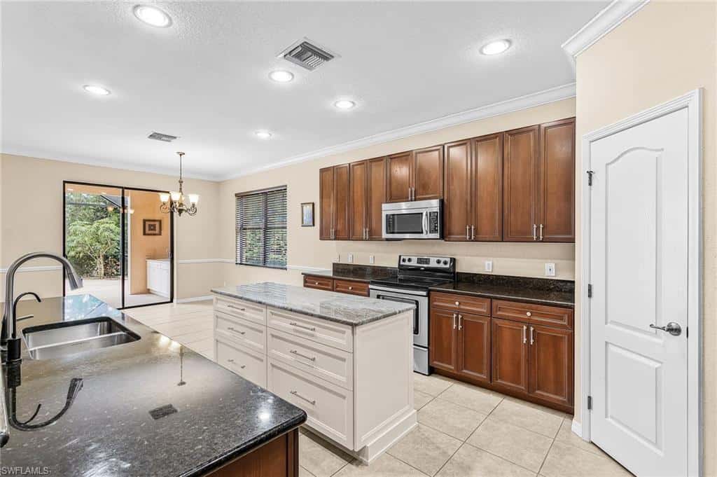 12424 Country Day Cir, Fort Myers, photo 9