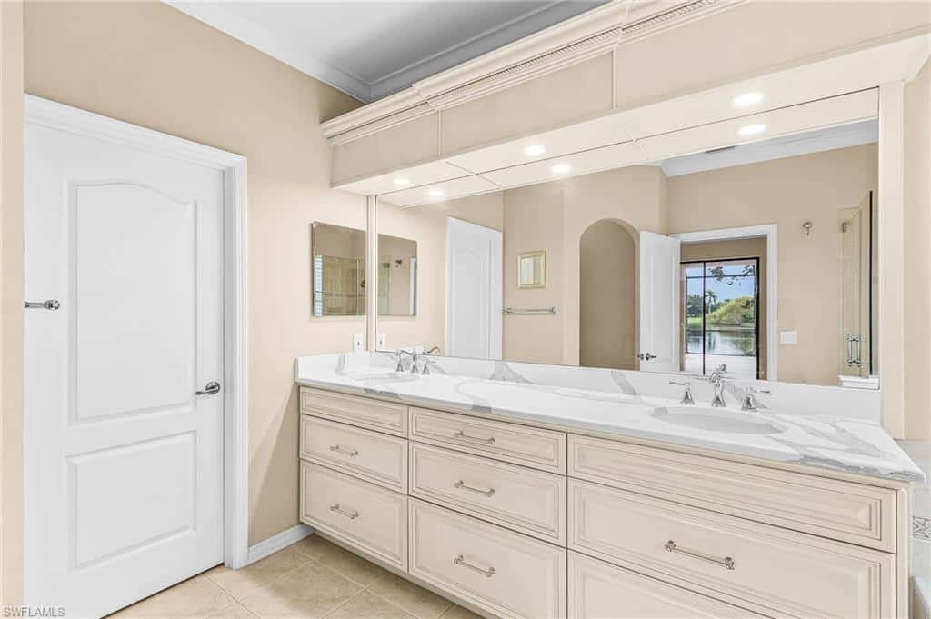 12424 Country Day Cir, Fort Myers, photo 19