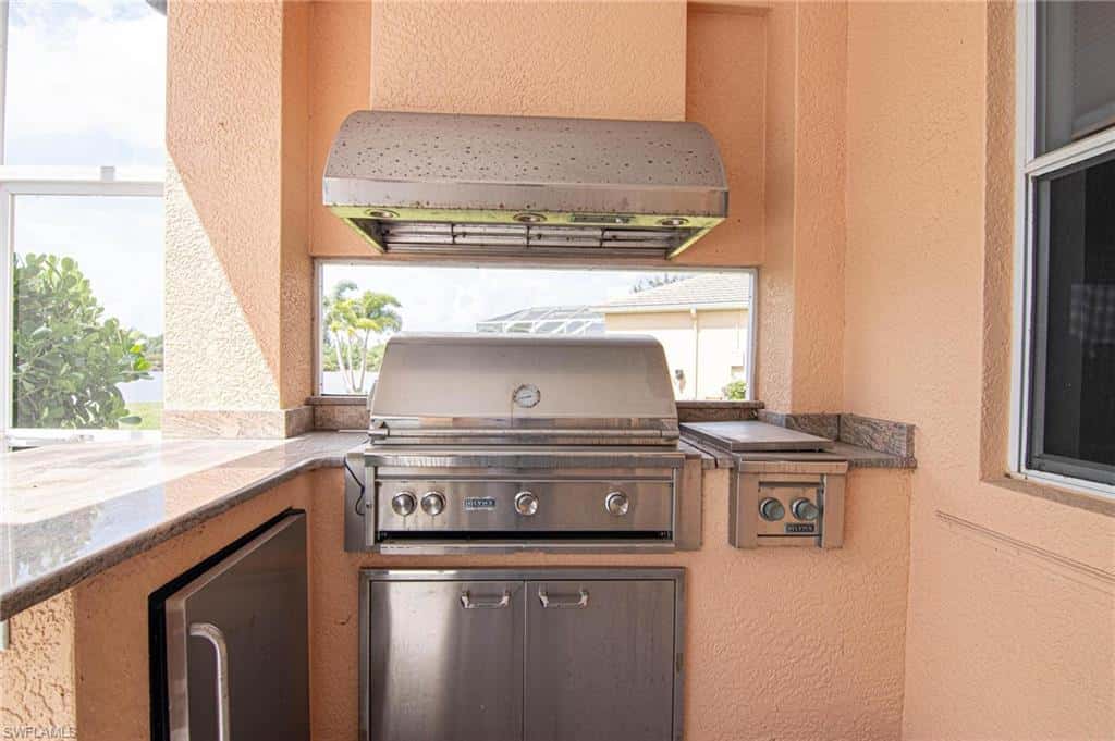 2656 Fairmont Isle Cir, Cape Coral, photo 21