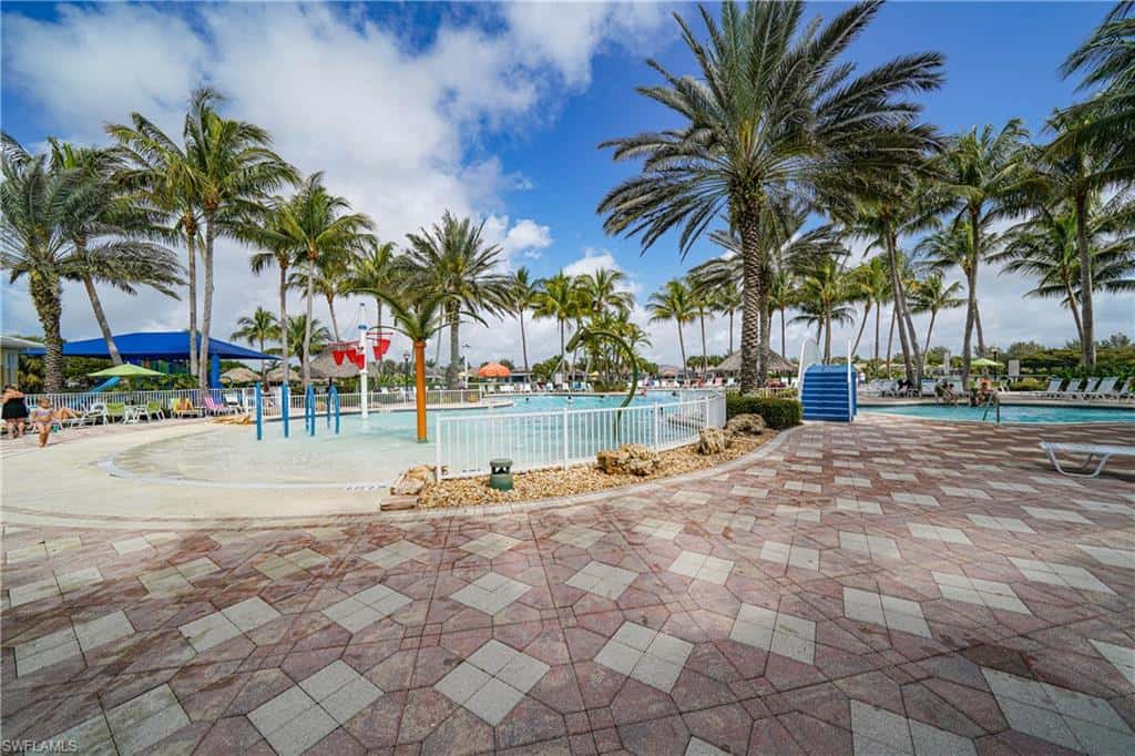 2656 Fairmont Isle Cir, Cape Coral, photo 38