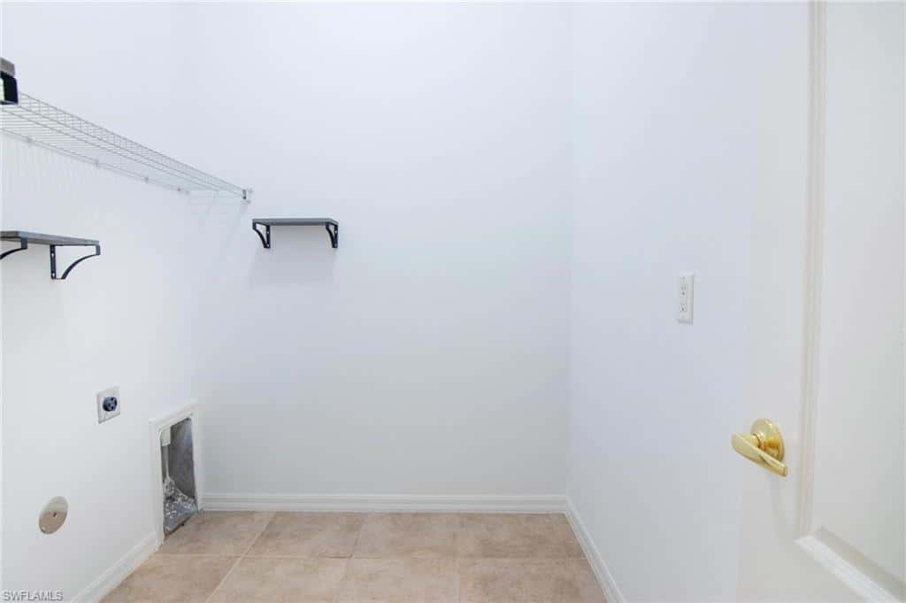 2656 Fairmont Isle Cir, Cape Coral, photo 12