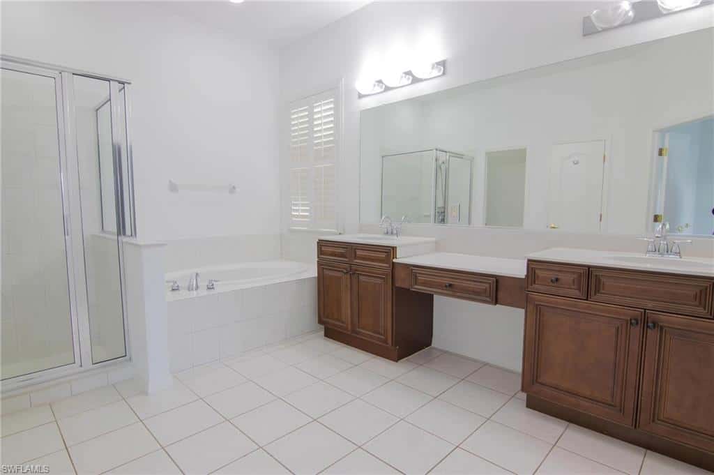 2656 Fairmont Isle Cir, Cape Coral, photo 10
