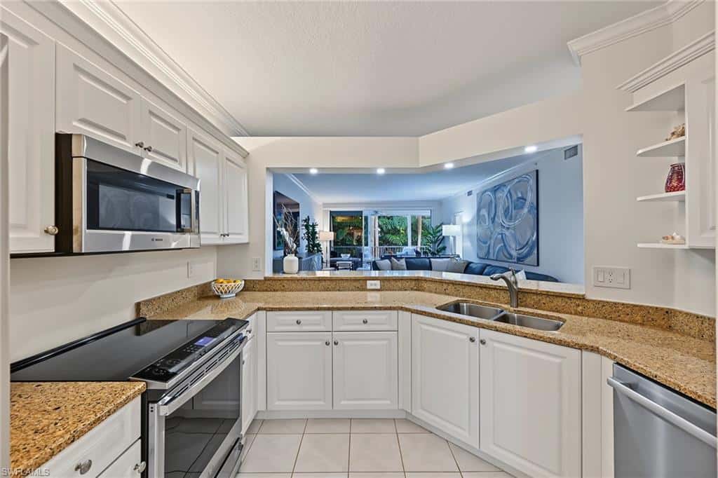 7741 Pebble Creek Cir #102, Naples, photo 21