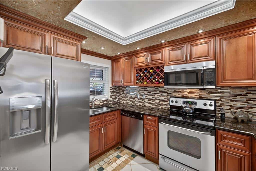201 Quail Forest Blvd #109, Naples, photo 9