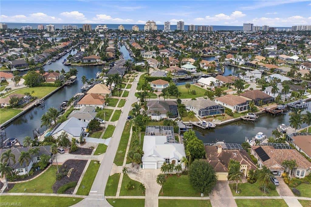290 Heathwood Dr, Marco Island, photo 38