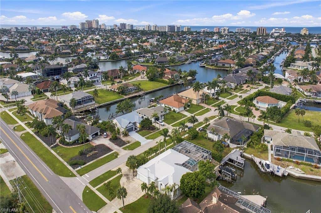 290 Heathwood Dr, Marco Island, photo 39