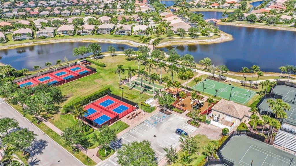 7565 Garibaldi Ct, Naples, photo 37