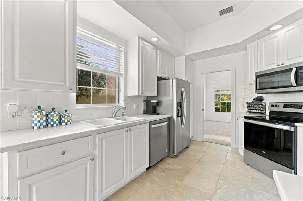 7565 Garibaldi Ct, Naples, photo 8