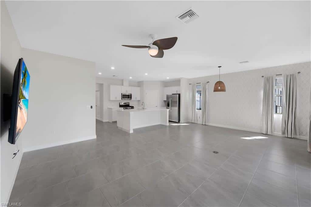 18315 Ridgeline Dr, Estero, photo 5