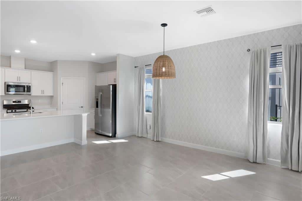18315 Ridgeline Dr, Estero, photo 9