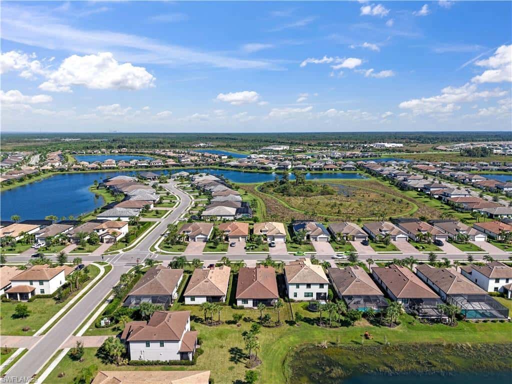 18315 Ridgeline Dr, Estero, photo 34