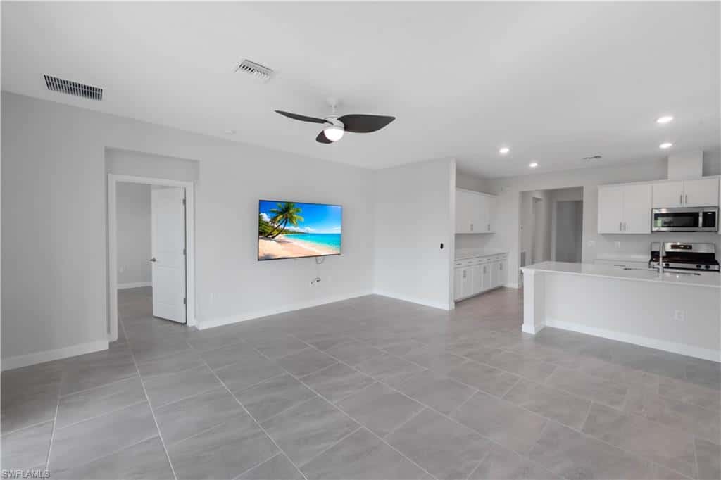 18315 Ridgeline Dr, Estero, photo 10