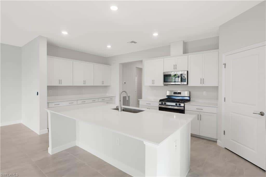 18315 Ridgeline Dr, Estero, photo 15