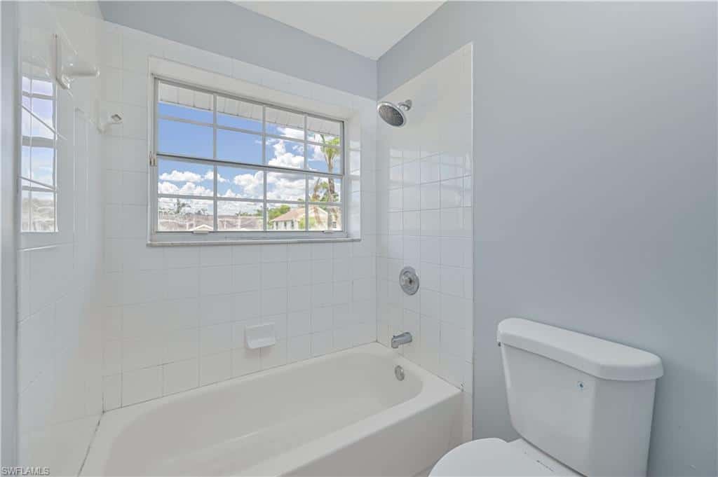 17911 Bermuda Dunes Dr, Fort Myers, photo 39