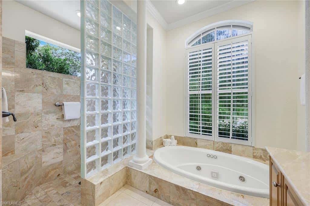 12531 Colliers Reserve Dr, Naples, photo 25