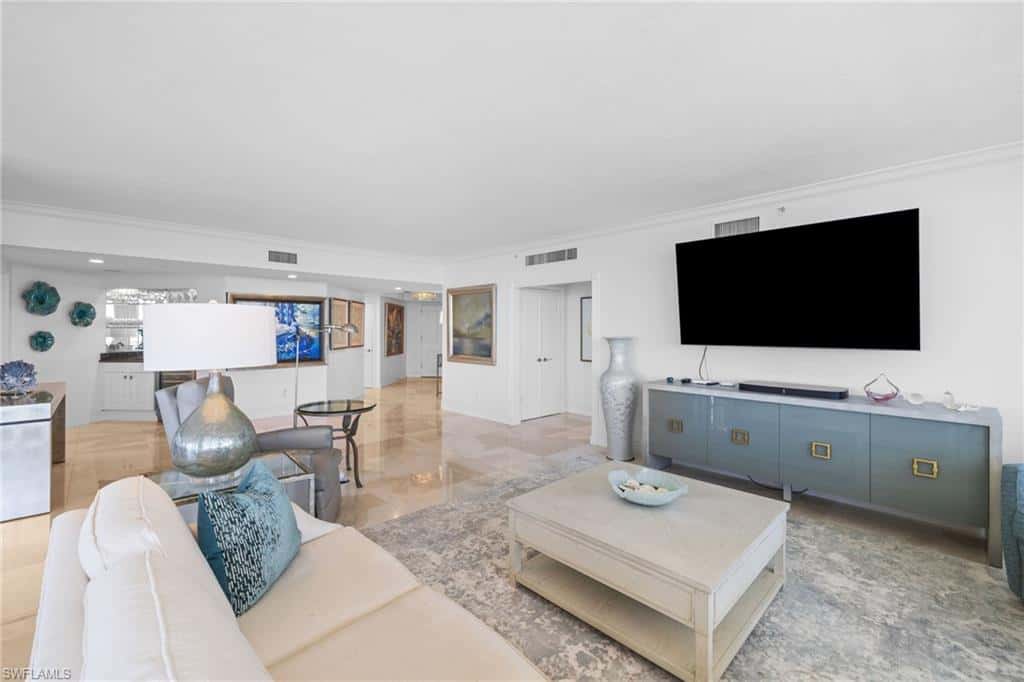 8231 Bay Colony Dr #704, Naples, photo 6