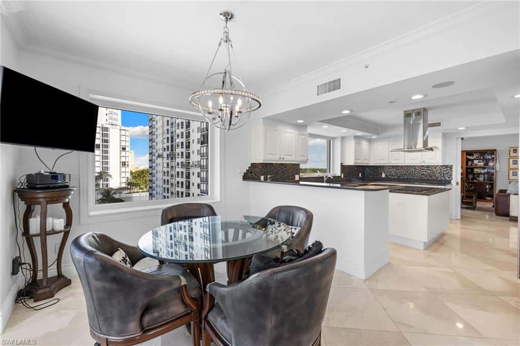 8231 Bay Colony Dr #704, Naples, photo 13