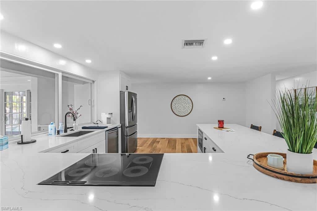 1823 Hurricane Harbor Ln, Naples, photo 7