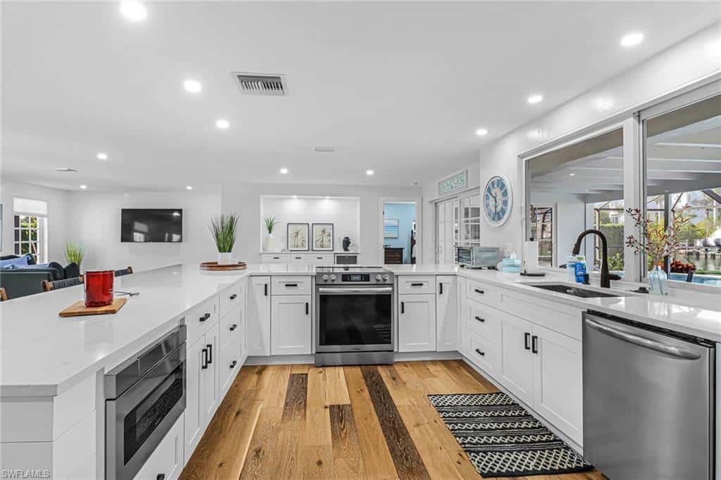 1823 Hurricane Harbor Ln, Naples, photo 10