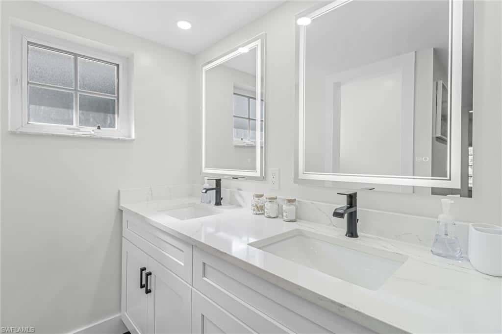 1823 Hurricane Harbor Ln, Naples, photo 15