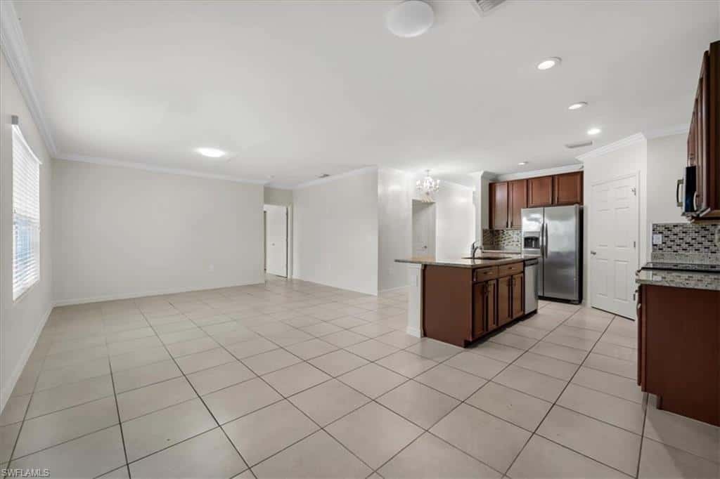 673 Hadley St, Naples, photo 15