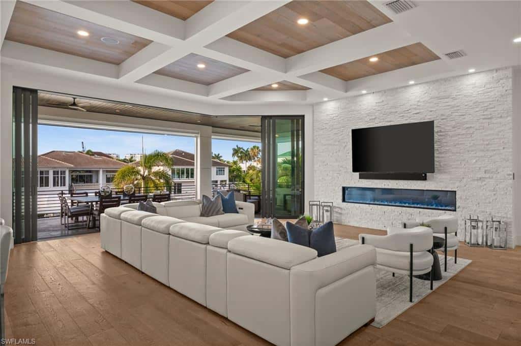 380 Trade Winds Ave, Naples, photo 5