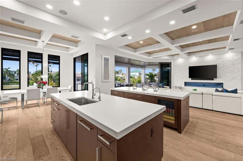 380 Trade Winds Ave, Naples, photo 19