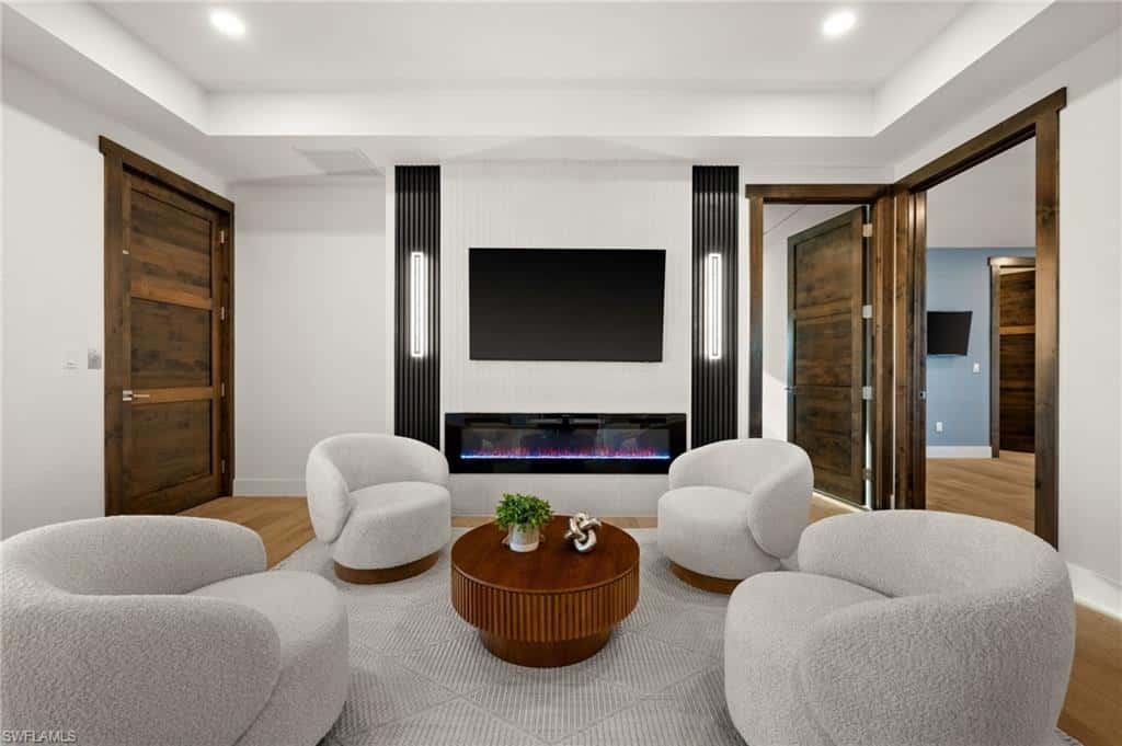 380 Trade Winds Ave, Naples, photo 25