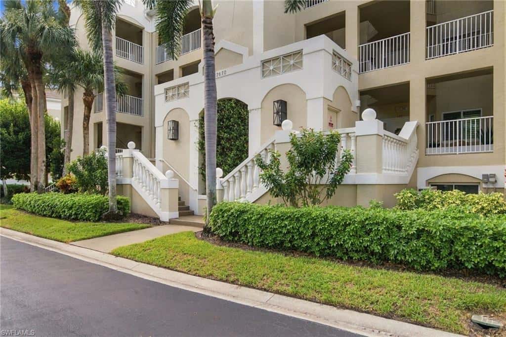 7670 Pebble Creek Cir #103, Naples, photo 5