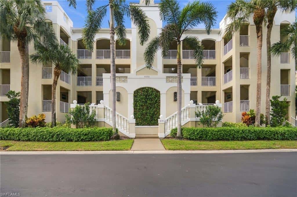7670 Pebble Creek Cir #103, Naples, photo 4