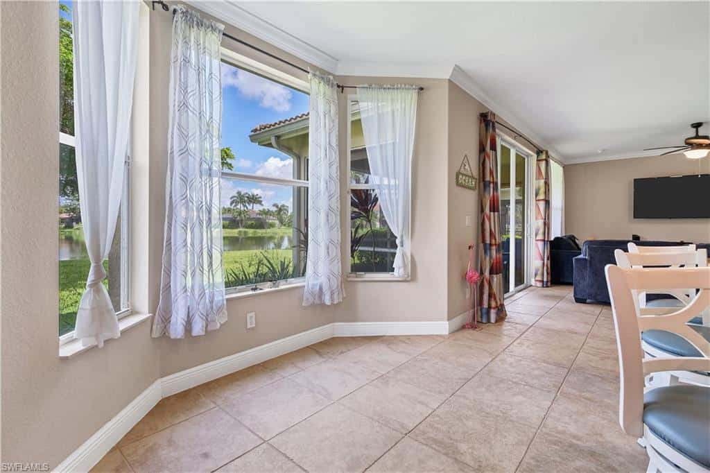 3582 Malagrotta Cir, Cape Coral, photo 9