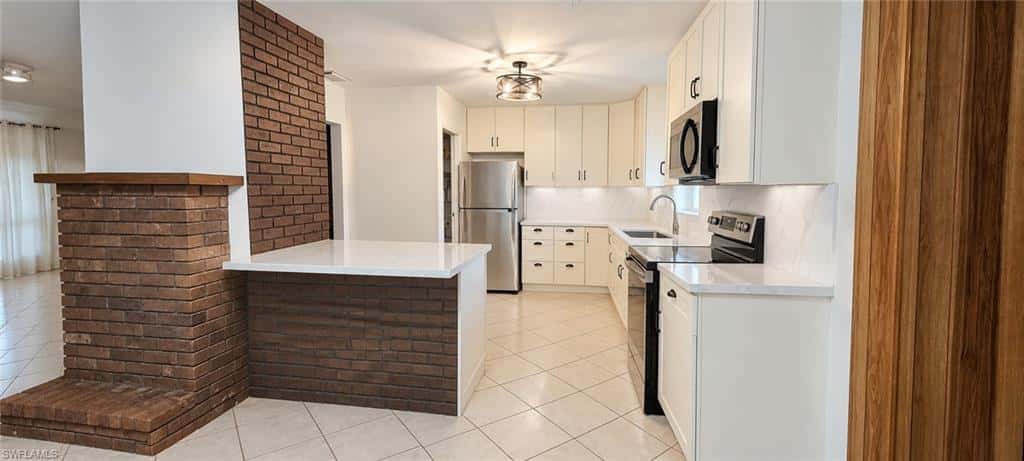 2260 Howard Rd, Labelle, photo 6
